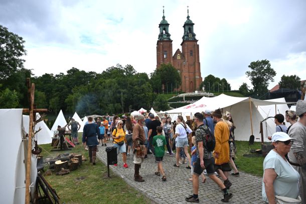 Koronacja królewska Gniezno turyści