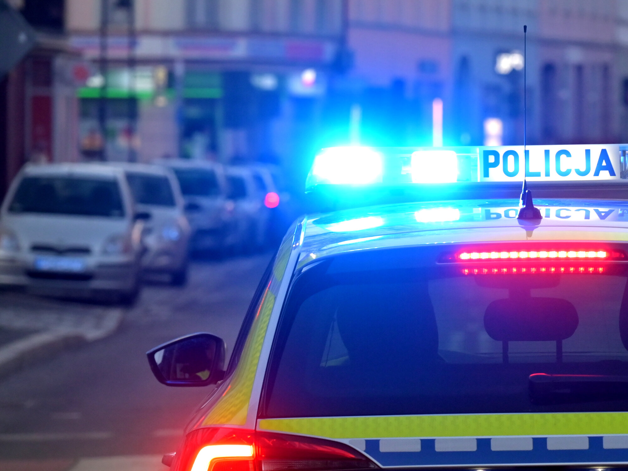 Kierowca po alkoholu, a u pasażera narkotyki