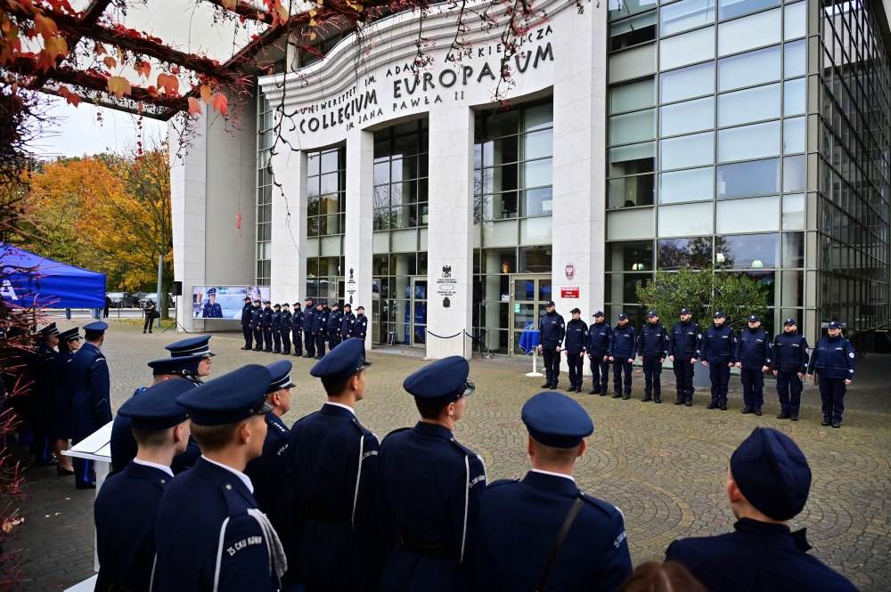 To nie zmiana warty, ale nowy rozdział. Ośrodek Szkolenia Policji oficjalnie rozpoczął działalność