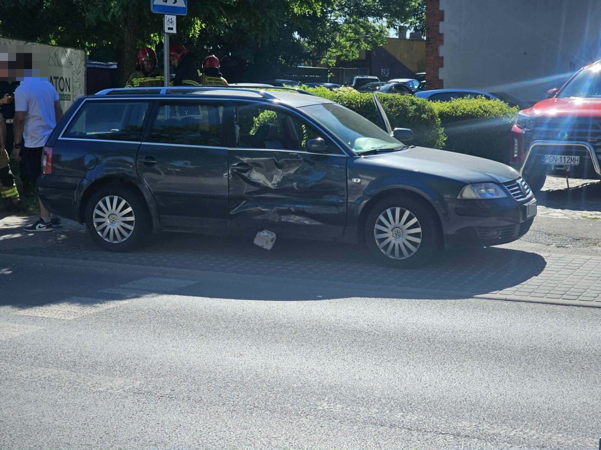 Zderzenie na skrzyżowaniu ul. Chrobrego i Pocztowej