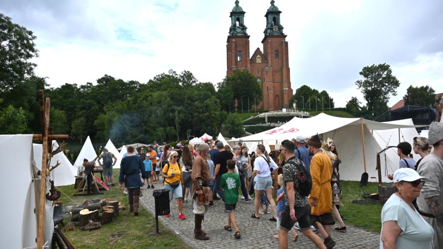 Koronacja królewska Gniezno turyści